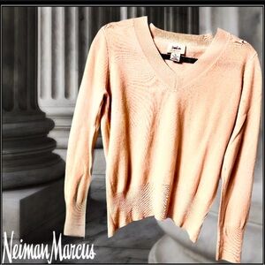 Neiman Marcus Women's Cashmere Classic V-Neck Sweater